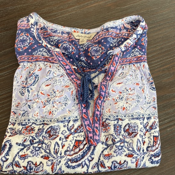 2/$20. Lucky brand ladies blouse in size small. - Picture 1 of 6